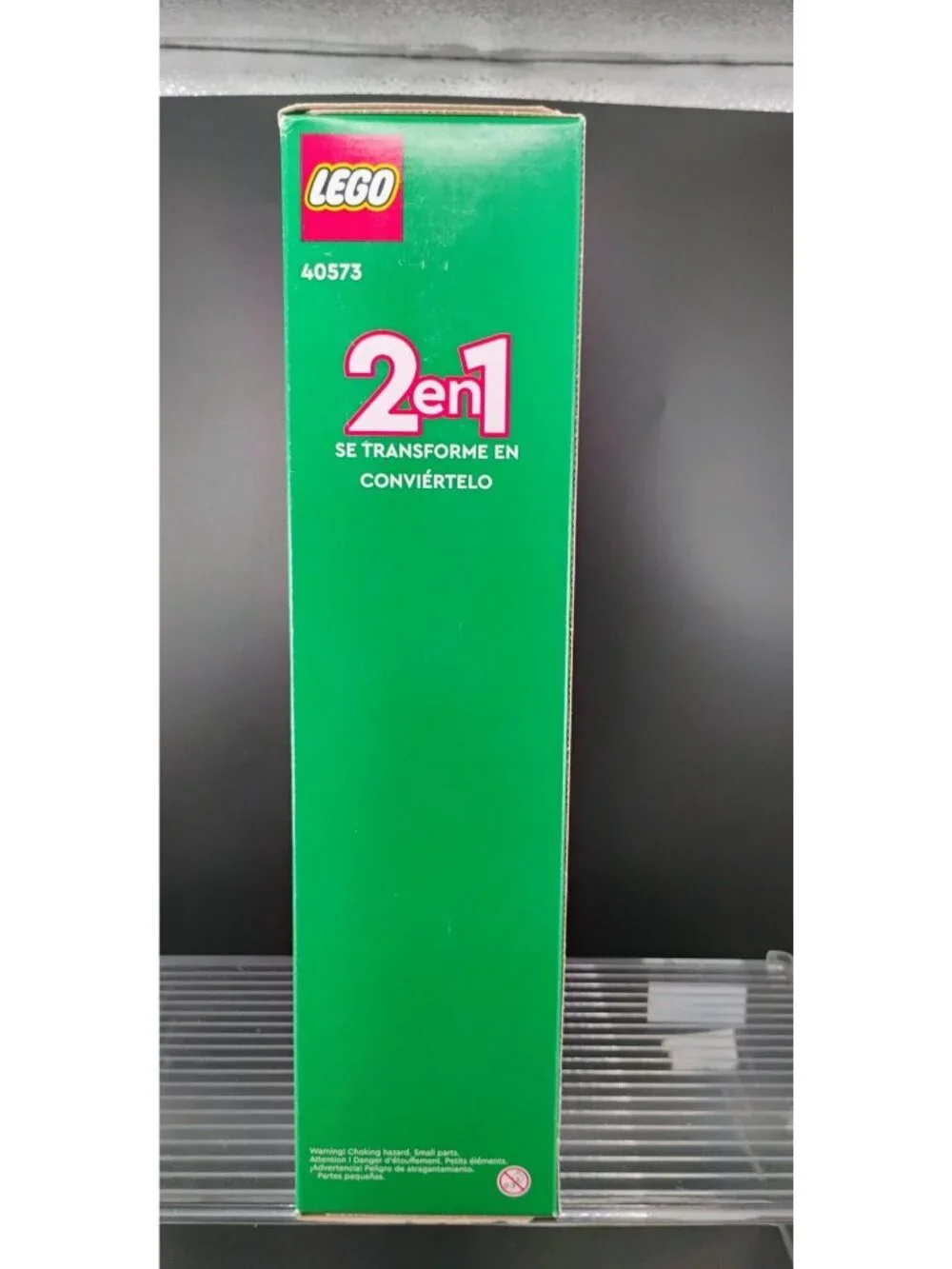 LEGO Christmas Tree Building Set 40573 2-in-1 784 Pieces Age 12+